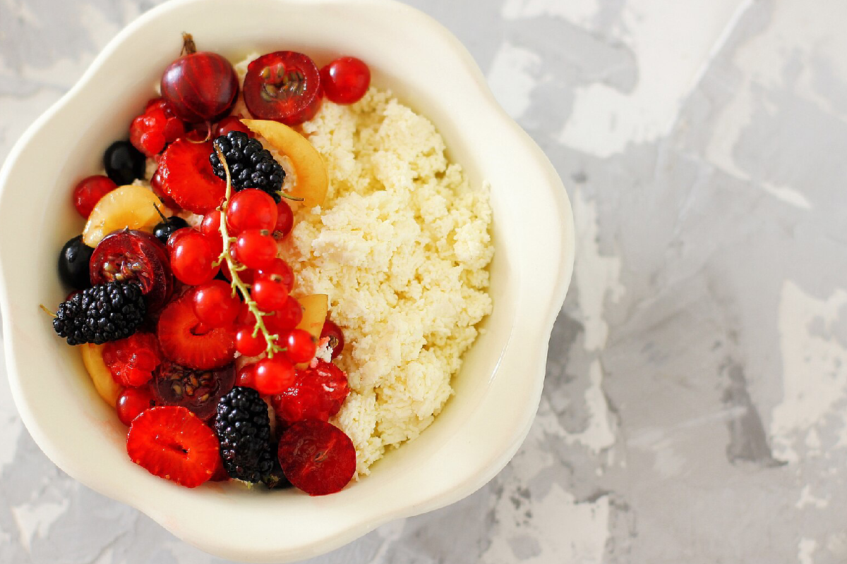 Quinoa Breakfast Bowl